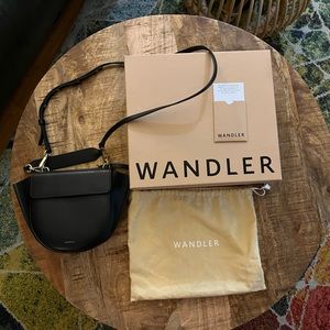 Wandler Hortensia mini in black